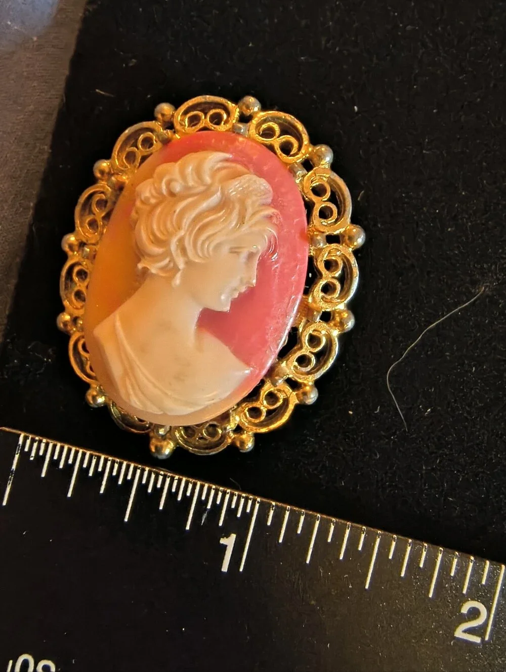 Vintage Pink Cameo Brooch Gold Tone Filigree Victorian Style Estate Jewelry